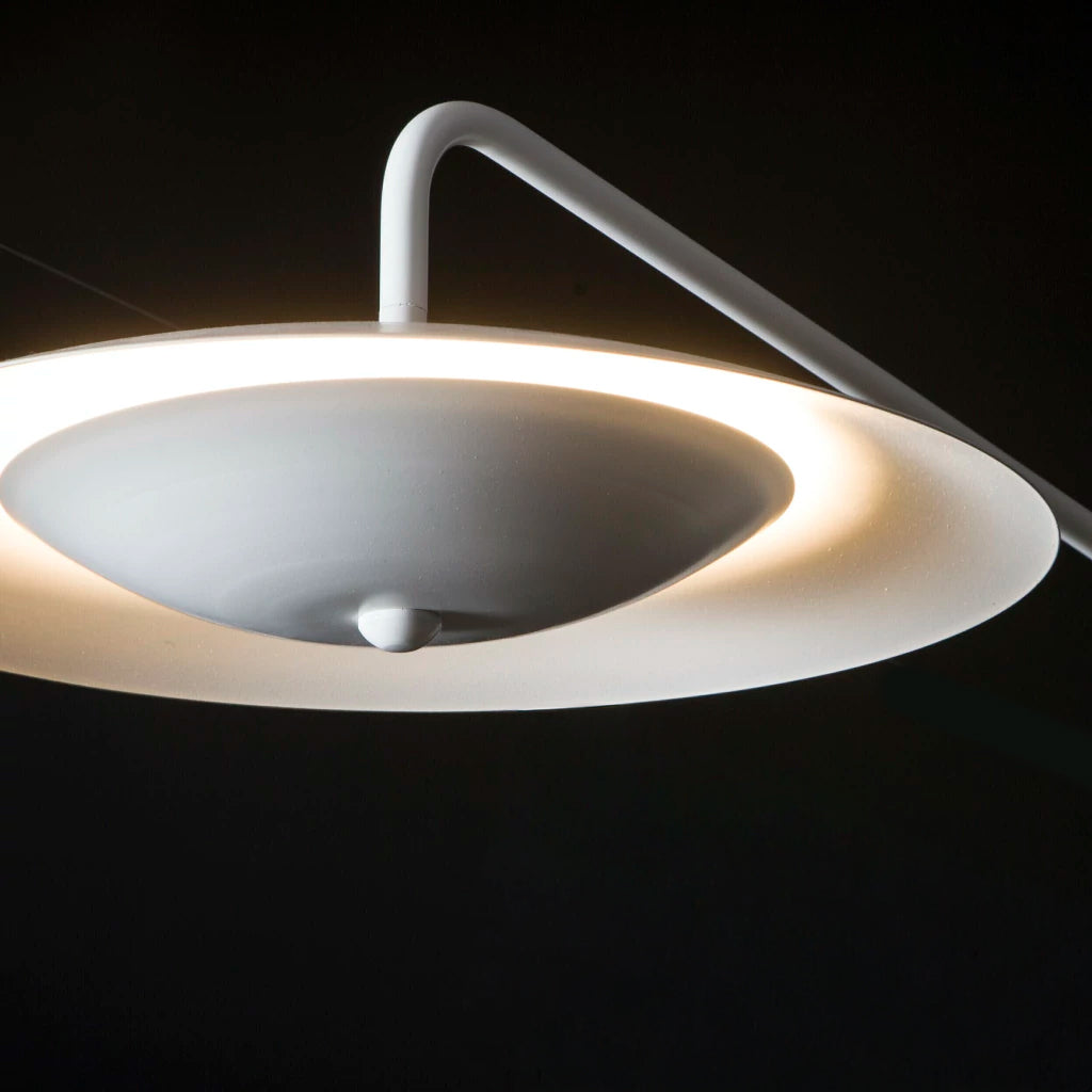 Aplique Tesla Brazo 150 cm