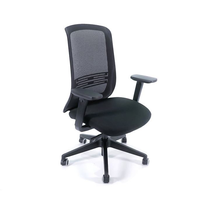 Silla GÜD Executive Black. Base Plástica negra