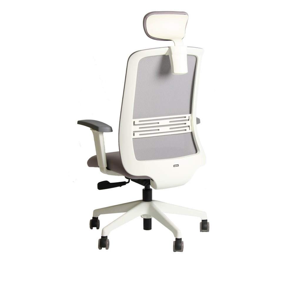 Silla GÜD Color Executive c/cabezal. Base Plástica Blanca