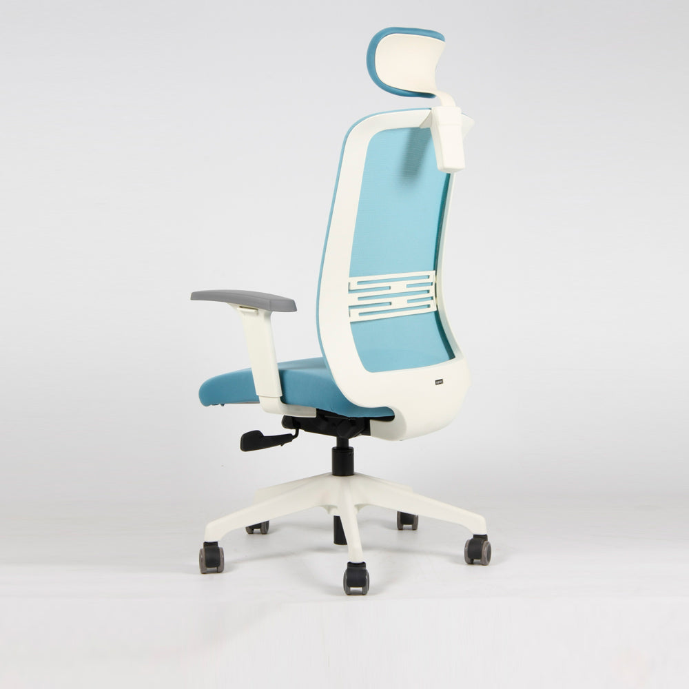 Silla GÜD Color Executive c/cabezal. Base Plástica Blanca