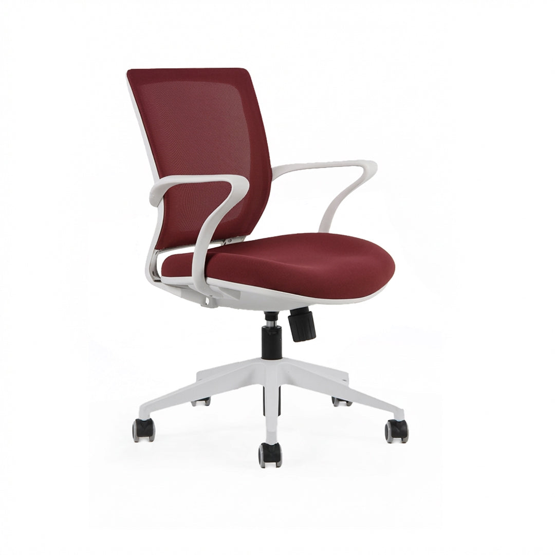 Silla Turin Basic. Base blanca, mesh y tela color.
