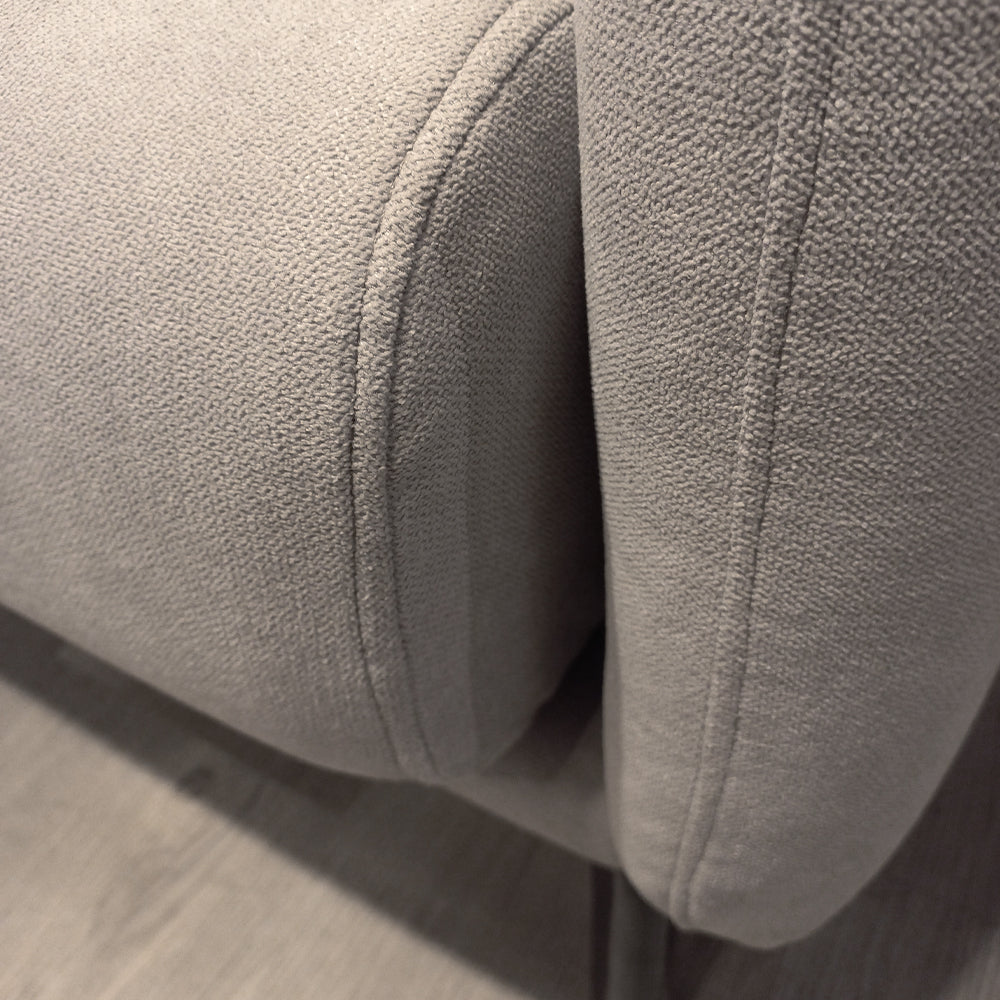 Sofá Studio 3 cuerpos tela