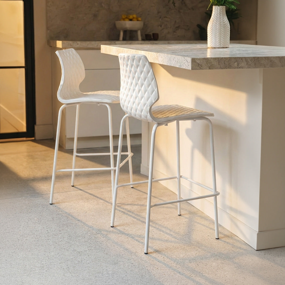 Taburete Uni blanca,  ET AL