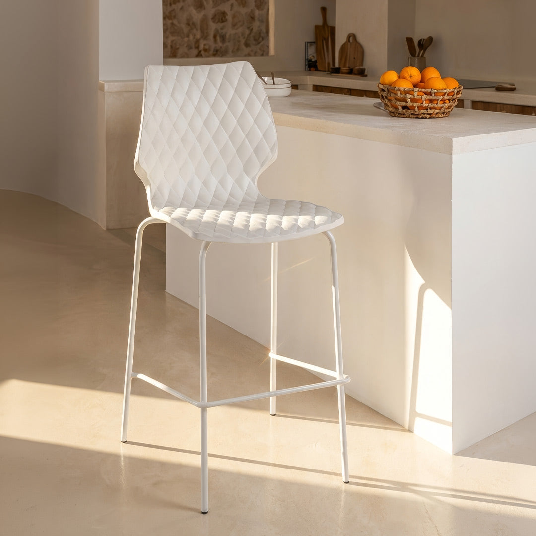 Taburete Uni blanca,  ET AL