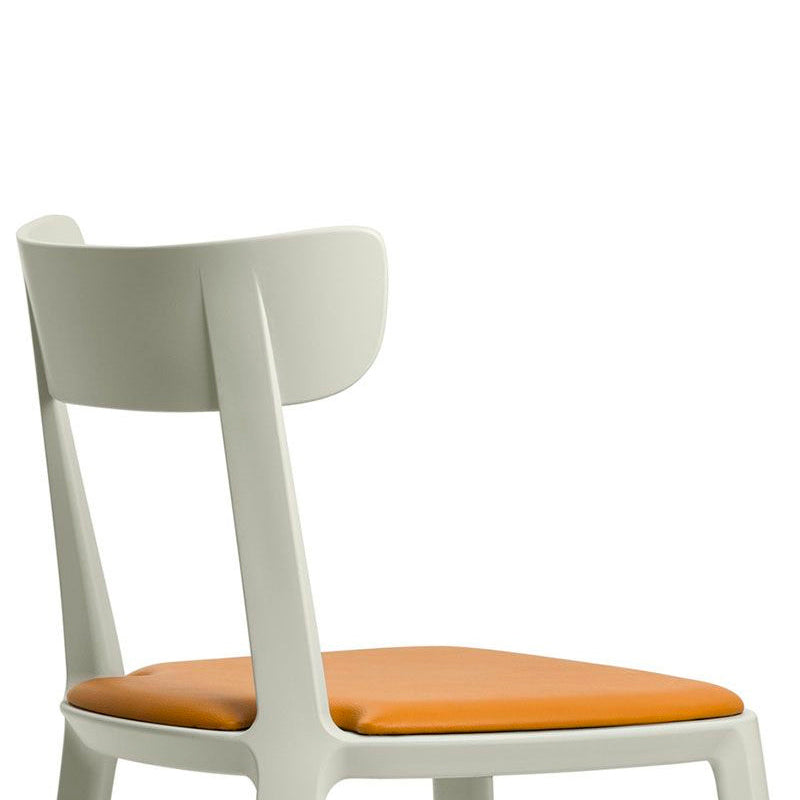 Silla Cadrea Blanca Tapizada Cognac