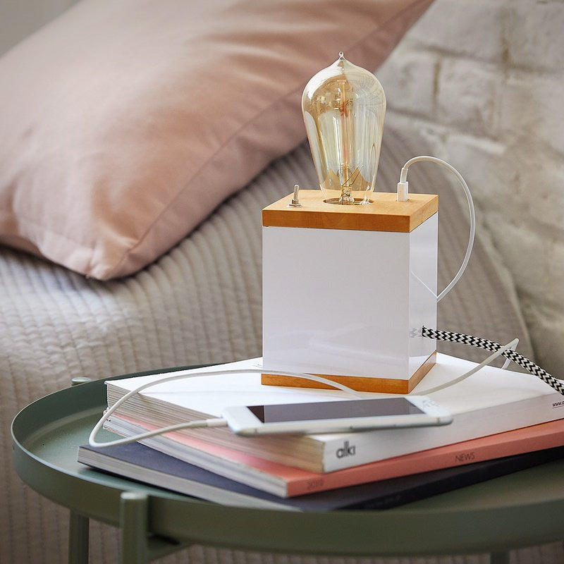 Lámpara de Mesa Foco Simple USB