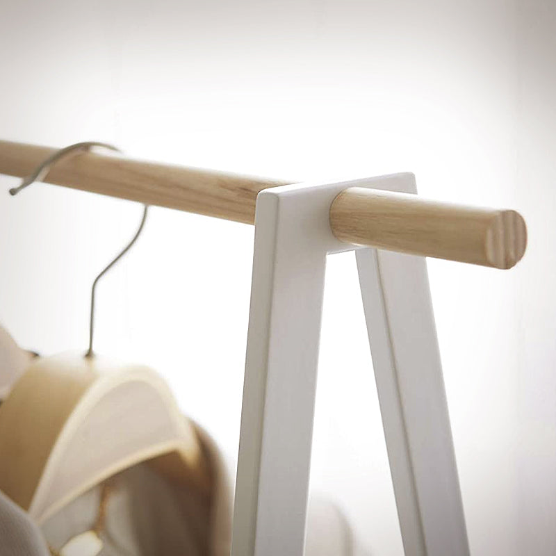 Perchero de pie con estante Yamazaki