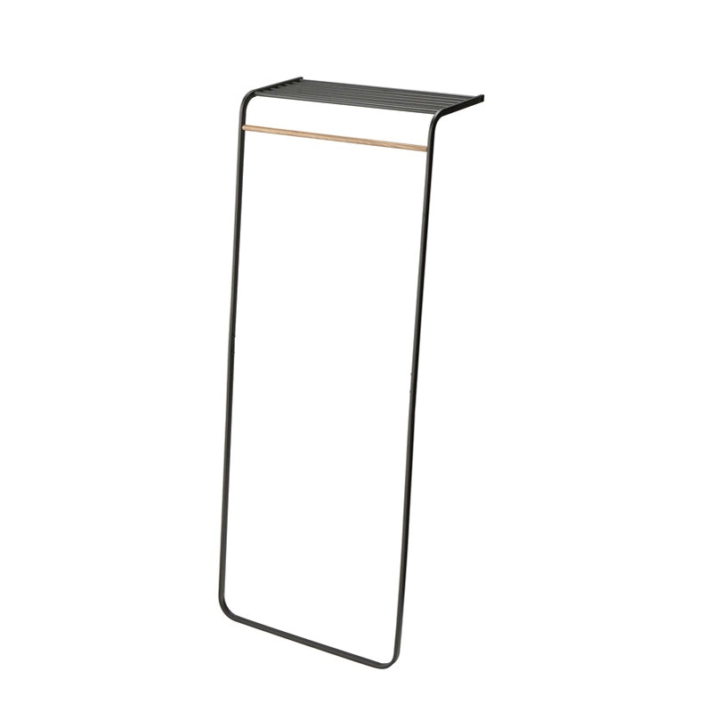 Perchero metálico de pared con estante blanco Yamazaki